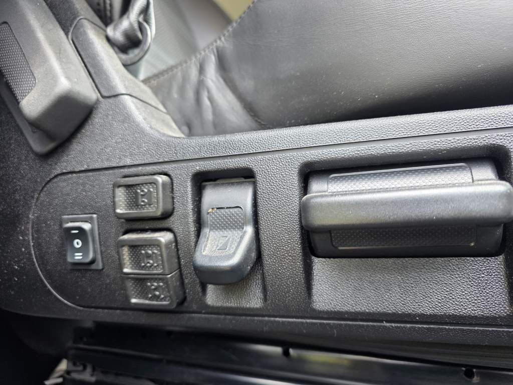 Fahrzeugabbildung Iveco 570 S-Way, Retarder, Standklima, Blitzer,RUL