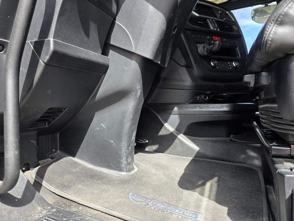 Fahrzeugabbildung Iveco 570 S-Way, Retarder, Standklima, Blitzer,RUL
