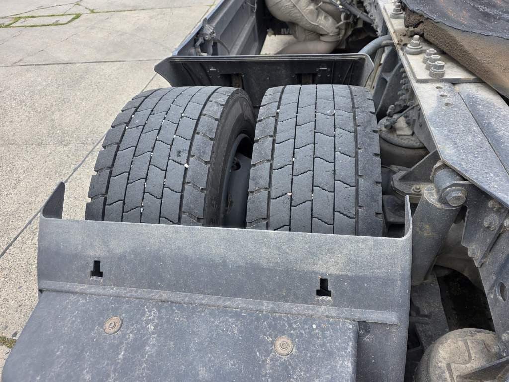 Fahrzeugabbildung Iveco 570 S-Way, Retarder, Standklima, Blitzer,RUL