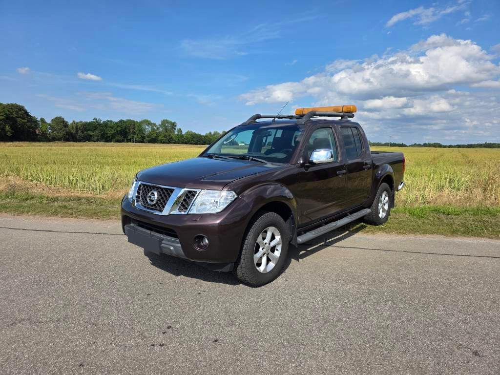 Nissan Navara, DC-MT, 4 Türer, 4x4