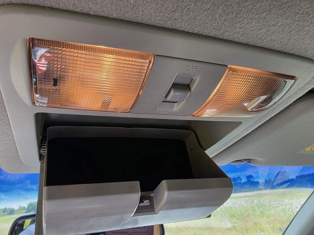 Fahrzeugabbildung Nissan Navara, DC-MT, 4 Türer, 4x4