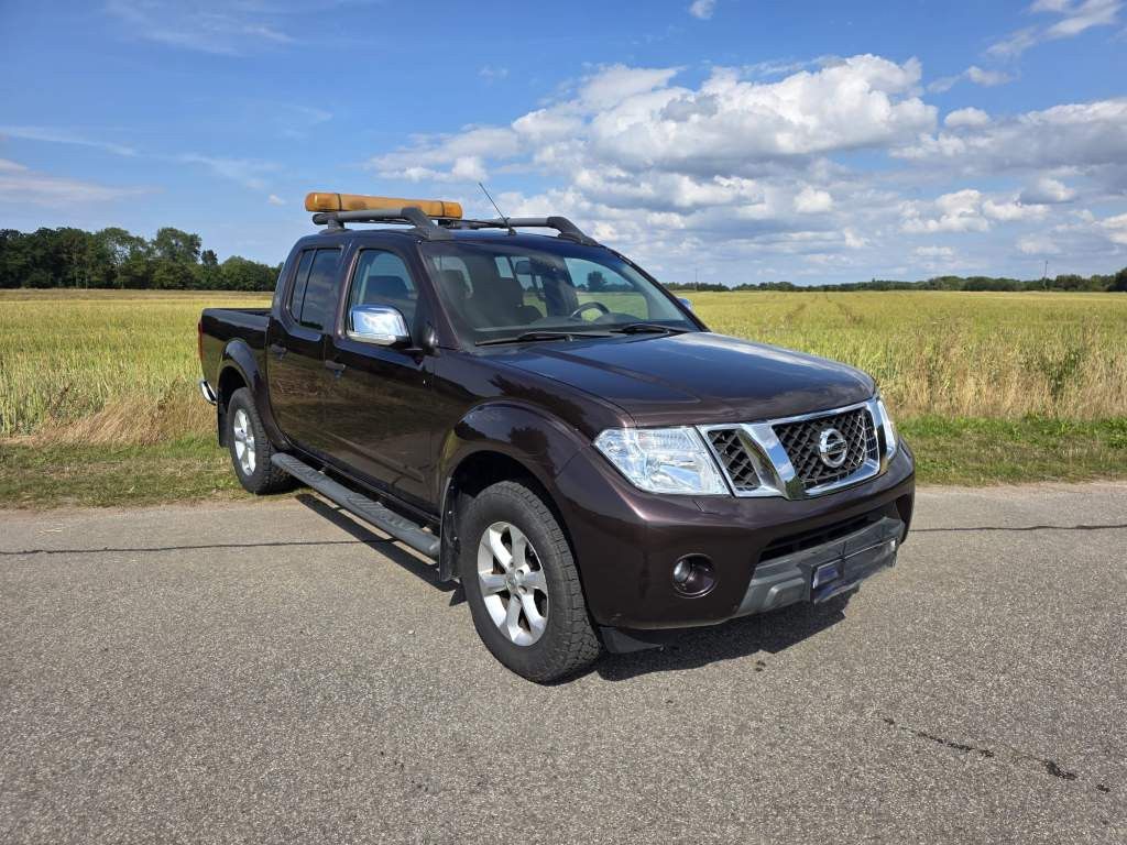 Fahrzeugabbildung Nissan Navara, DC-MT, 4 Türer, 4x4