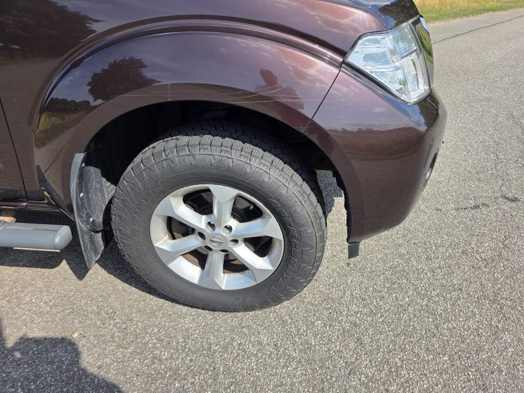 Fahrzeugabbildung Nissan Navara, DC-MT, 4 Türer, 4x4