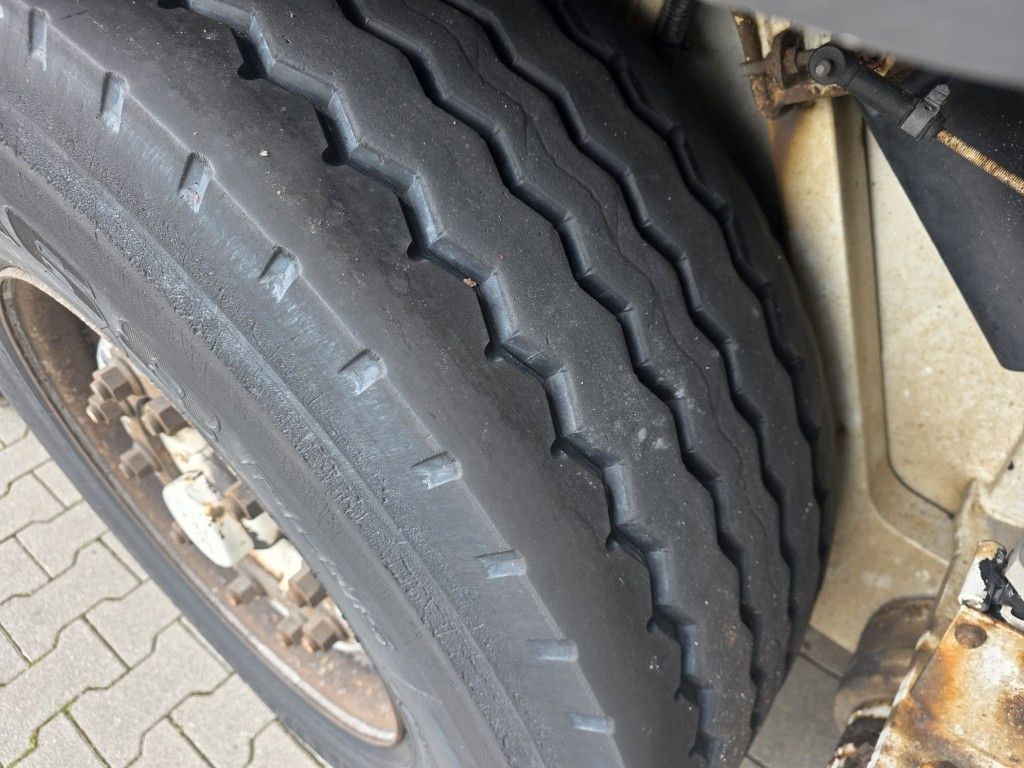 Fahrzeugabbildung Langendorf Innenlader Glas, Lift, deutsch, Strombetrieb
