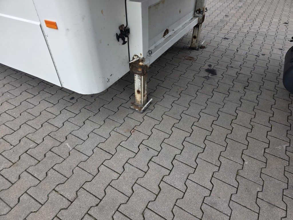Fahrzeugabbildung Langendorf Innenlader Glas, Lift, deutsch, Strombetrieb