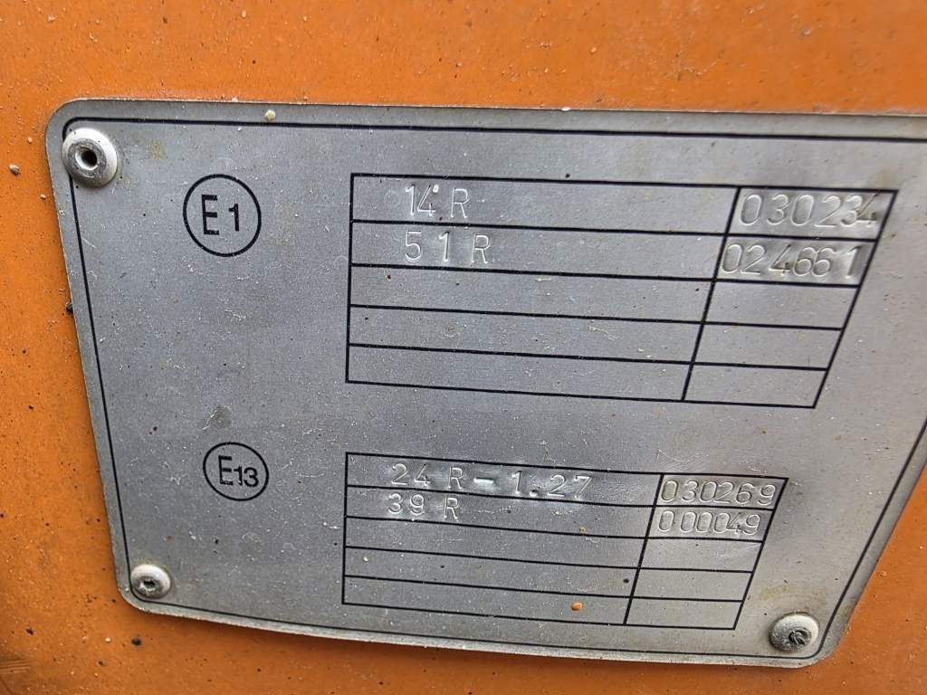 Fahrzeugabbildung Multicar 4x4 Kommunalhydraulik, 3-SDeiten-Kipper, Doka