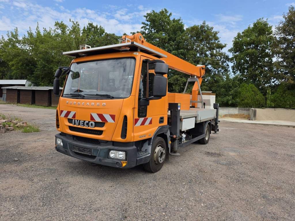 Iveco 80E80 Hubsteiger ESDA Typ TG 1800