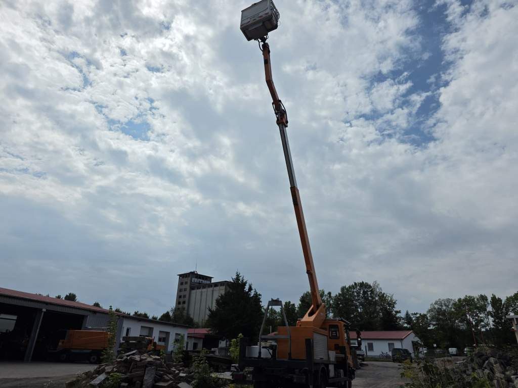 Fahrzeugabbildung Iveco 80E80 Hubsteiger ESDA Typ TG 1800