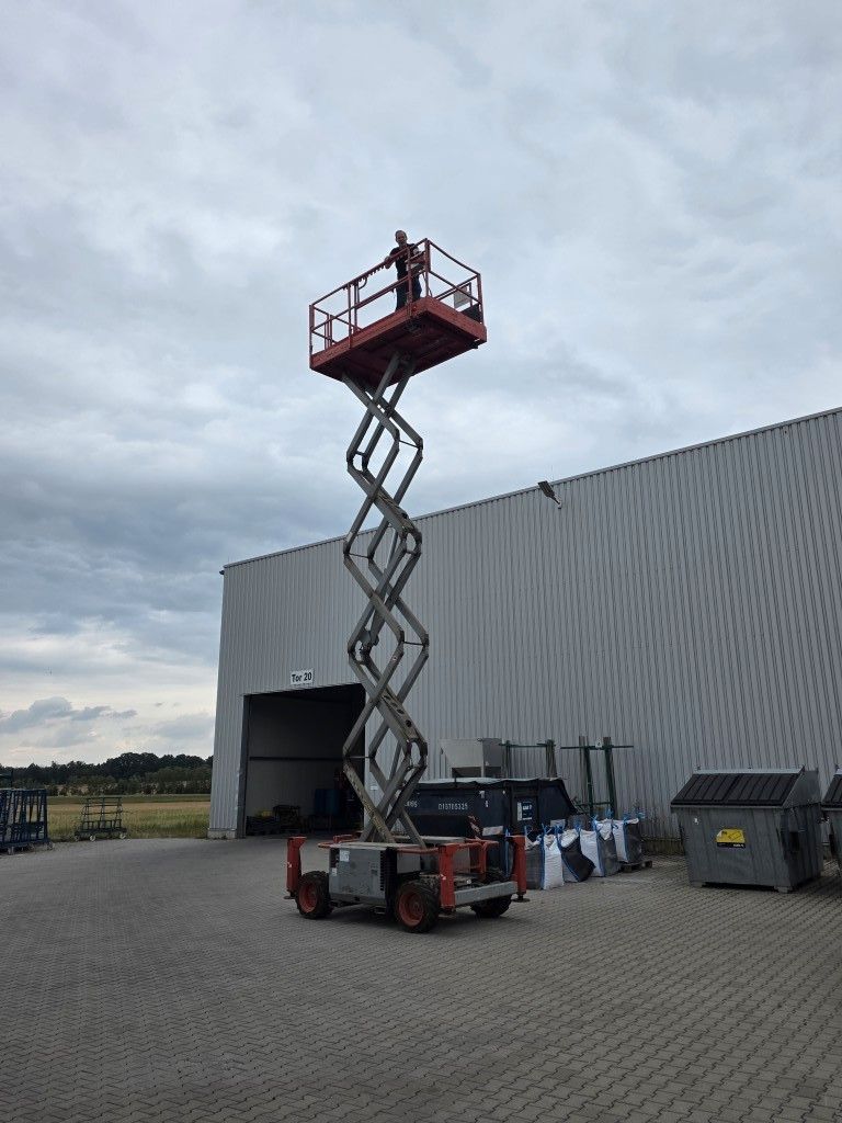 Fahrzeugabbildung Andere Skyjack SJ6832RT 4x4 Diesel, neuer Motor!!!