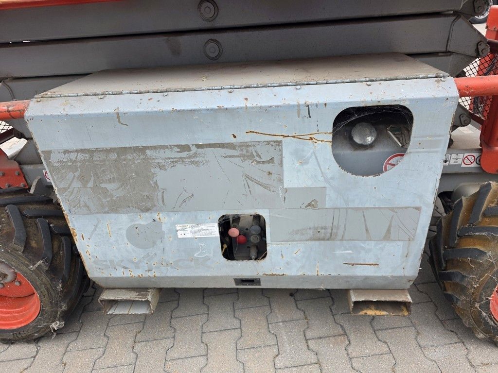 Fahrzeugabbildung Andere Skyjack SJ6832RT 4x4 Diesel, neuer Motor!!!