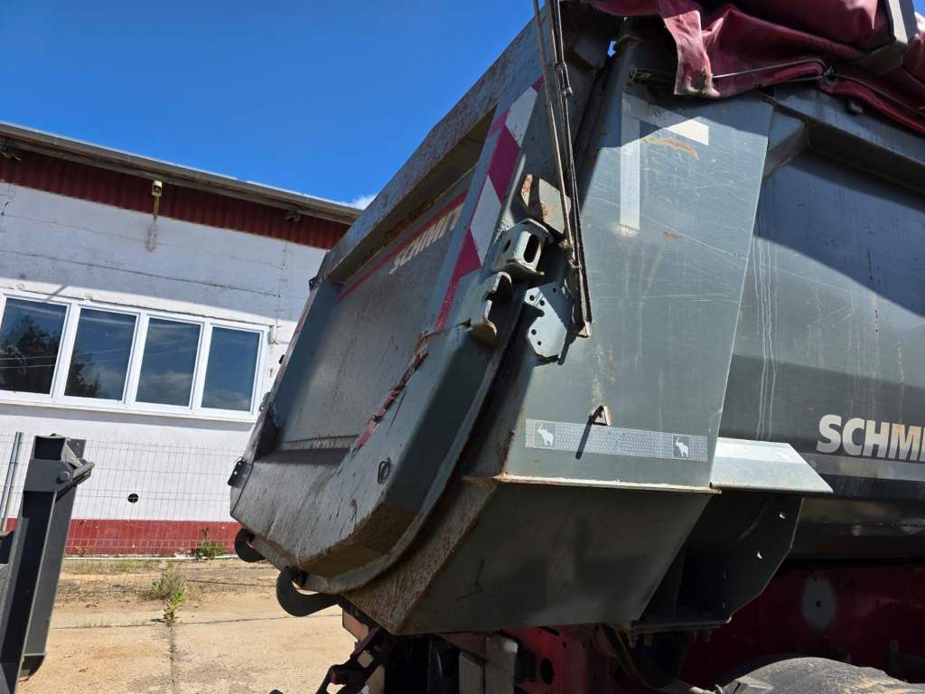 Fahrzeugabbildung Schmitz Cargobull ca. 26 cbm Hlabrund Hinterkipper, Lift