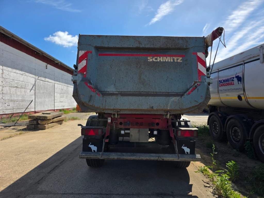 Fahrzeugabbildung Schmitz Cargobull ca. 26 cbm Hlabrund Hinterkipper, Lift