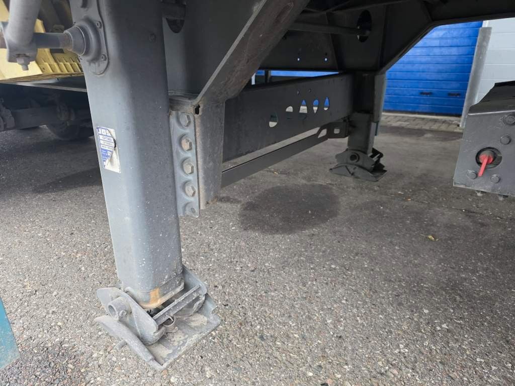 Fahrzeugabbildung Reisch 65 cbm Schubboden , BPW trommel, ALCOA LM Felgen