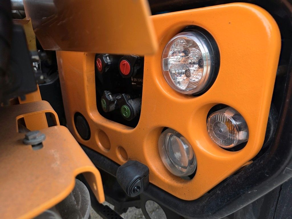 Fahrzeugabbildung Unimog U427L mit Mulag MFK500 & MHU+Aebis Schmidt Strat
