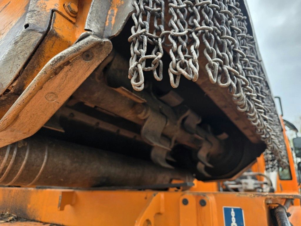 Fahrzeugabbildung Unimog U427L mit Mulag MFK500 & MHU+Aebis Schmidt Strat