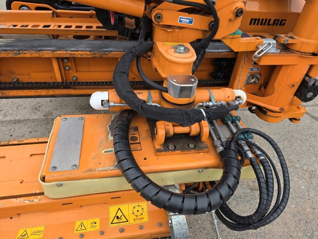 Fahrzeugabbildung Unimog U427L mit Mulag MFK500 & MHU+Aebis Schmidt Strat