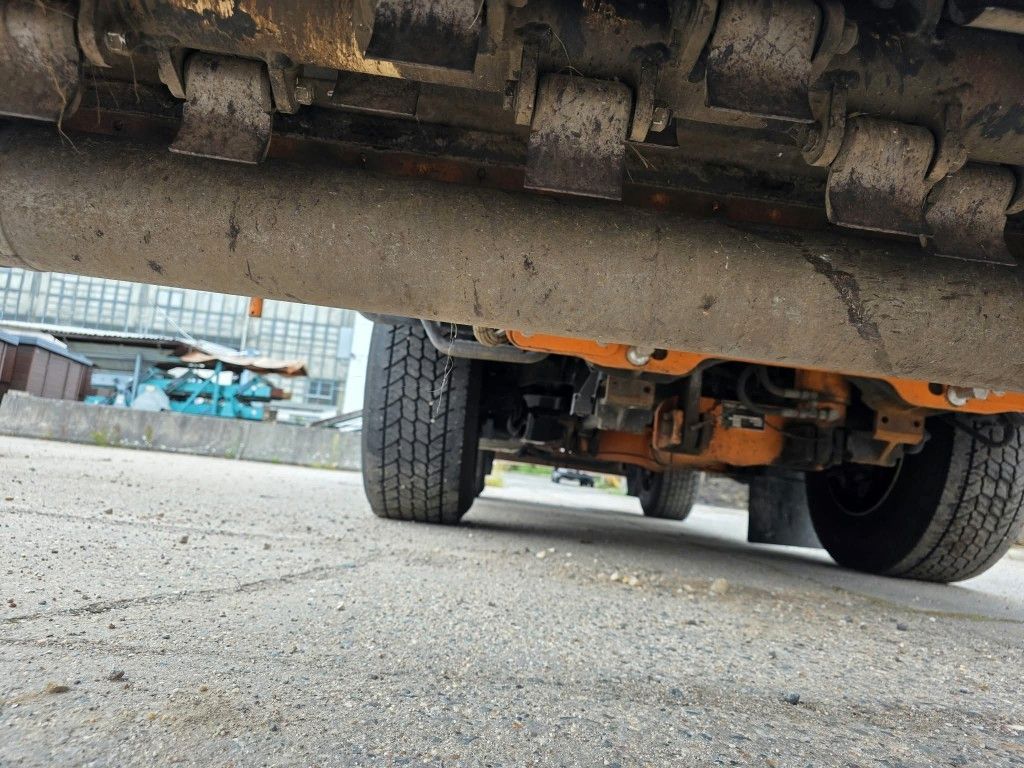 Fahrzeugabbildung Unimog U427L mit Mulag MFK500 & MHU+Aebis Schmidt Strat