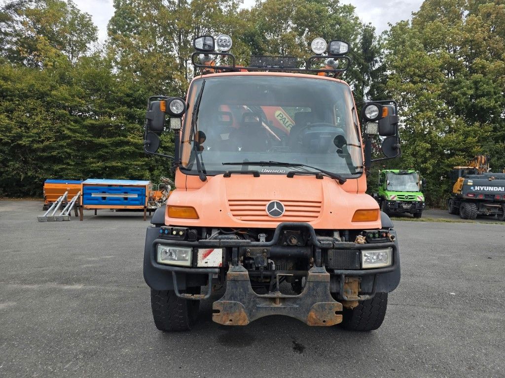 Fahrzeugabbildung Unimog U 500 3-Seiten-Kipper mit Kran PK 9501
