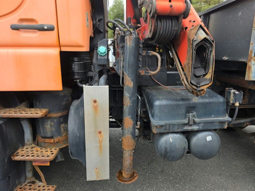 Fahrzeugabbildung Unimog U 500 3-Seiten-Kipper mit Kran PK 9501