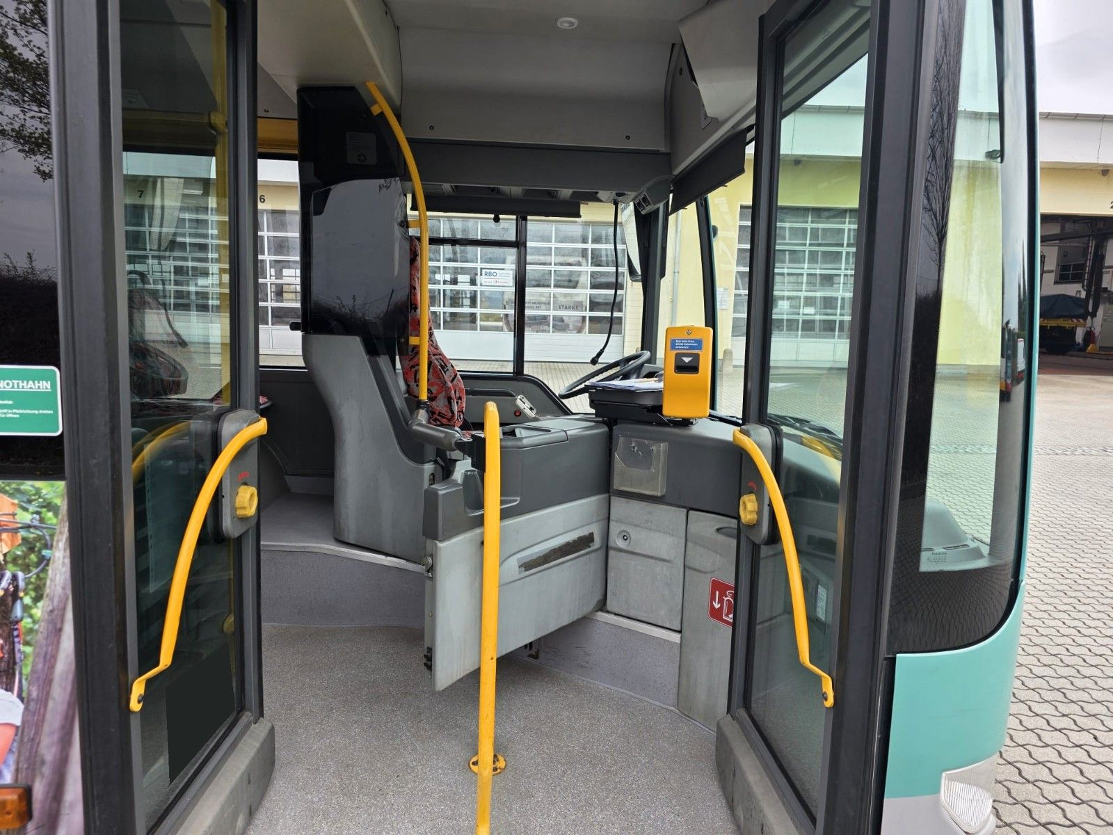 Fahrzeugabbildung Mercedes-Benz LE 530 40+56+1+1