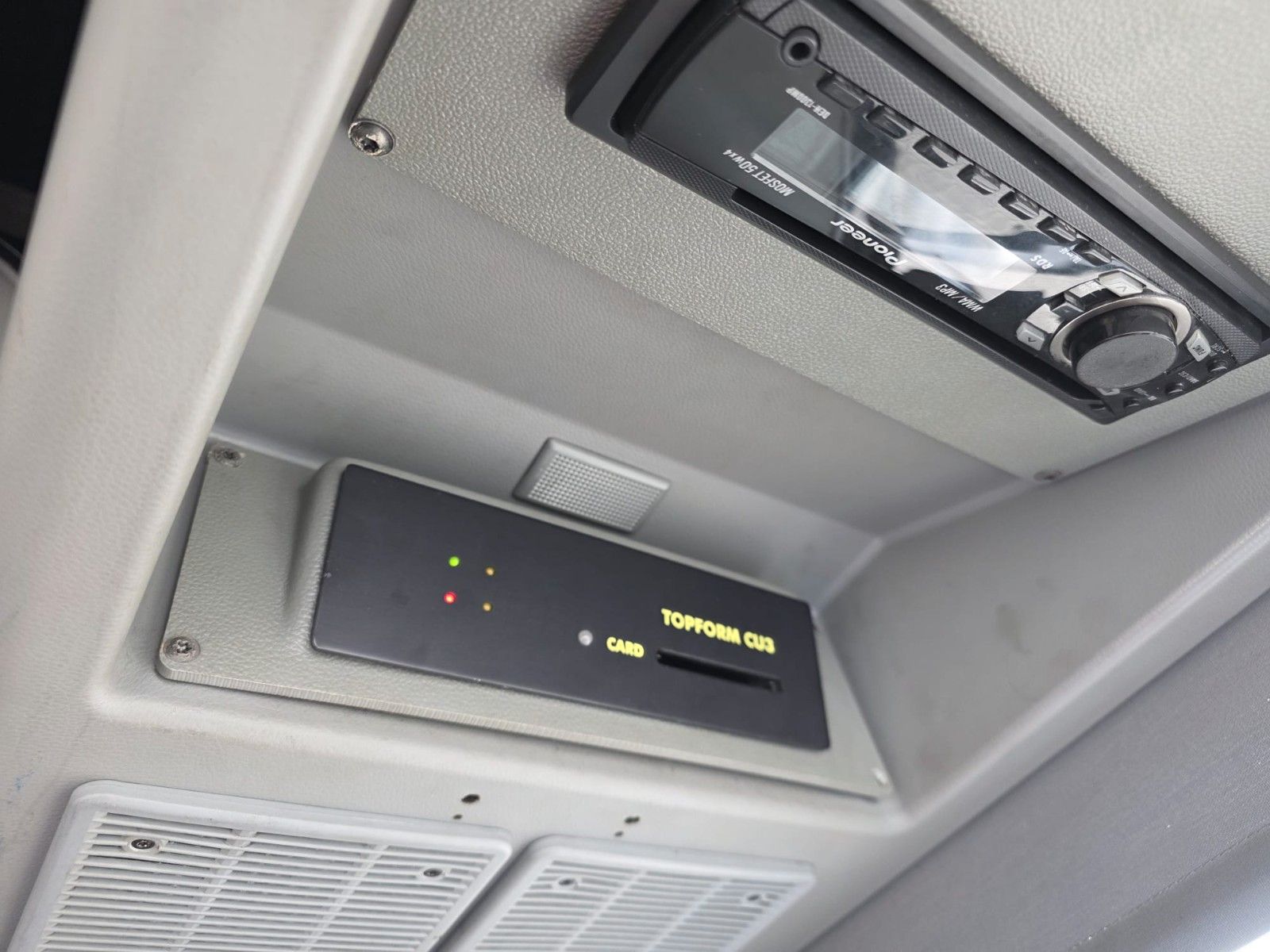 Fahrzeugabbildung Mercedes-Benz LE 530 40+56+1+1