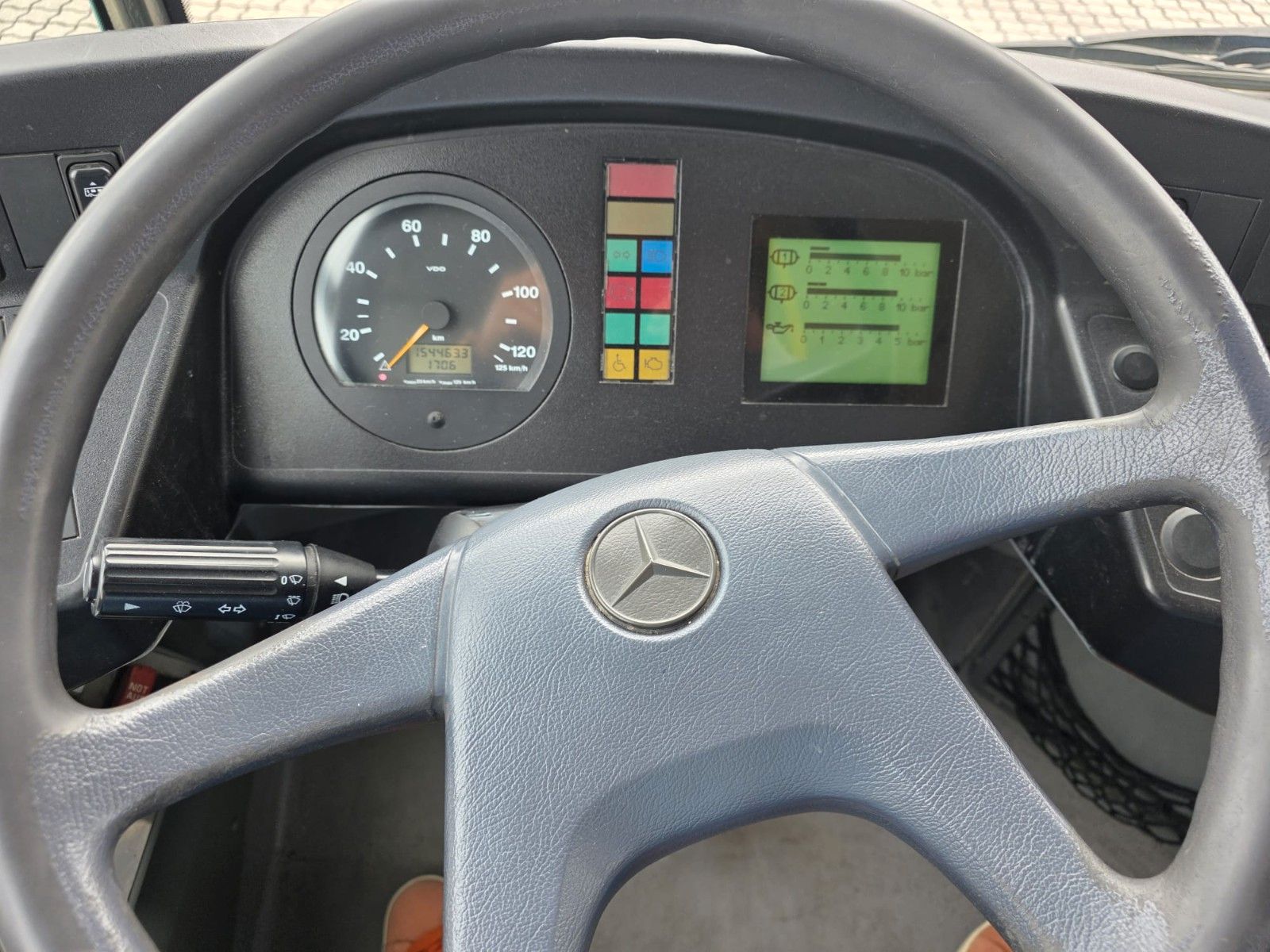 Fahrzeugabbildung Mercedes-Benz LE 530 40+56+1+1