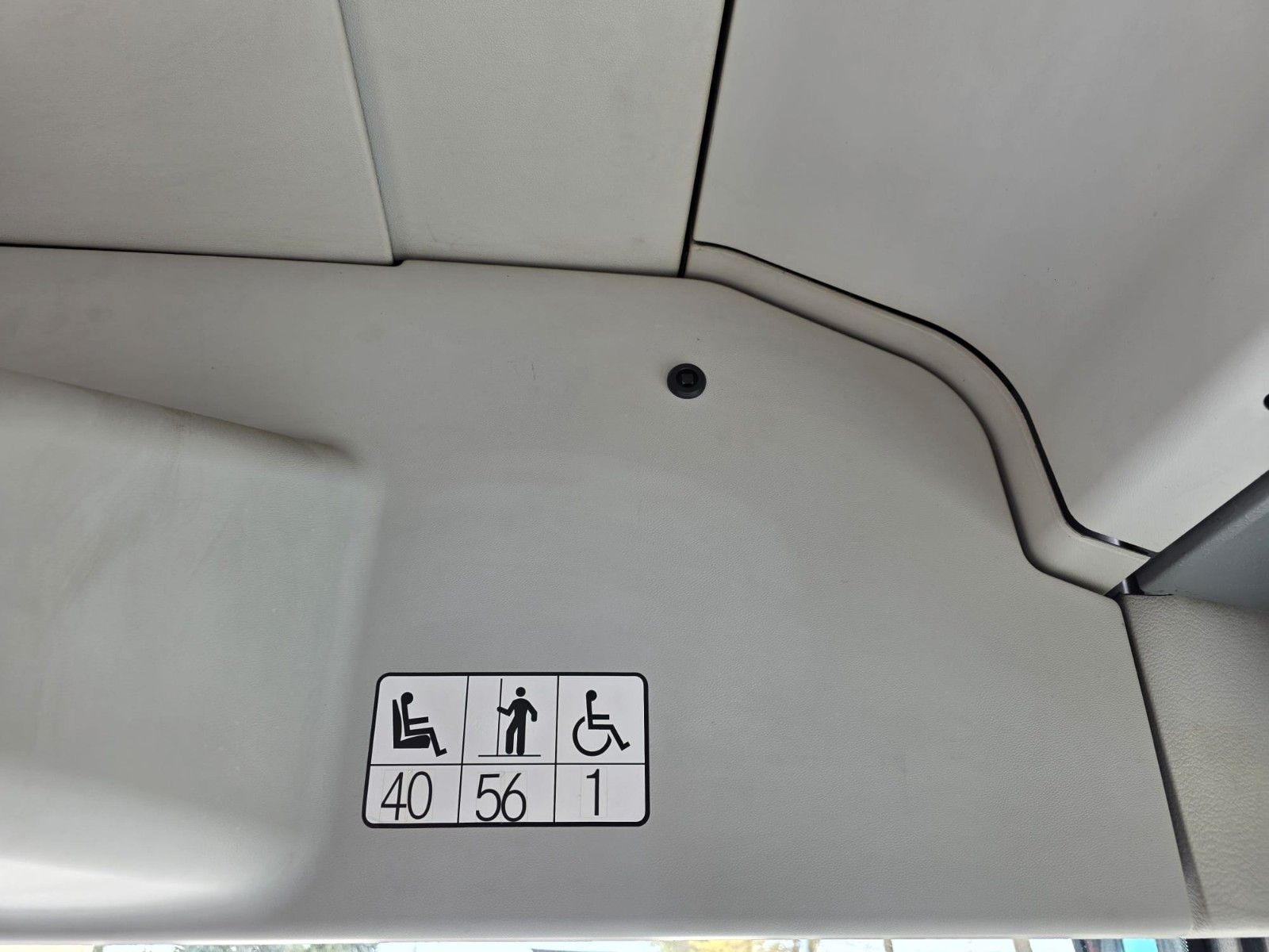 Fahrzeugabbildung Mercedes-Benz LE 530 40+56+1+1