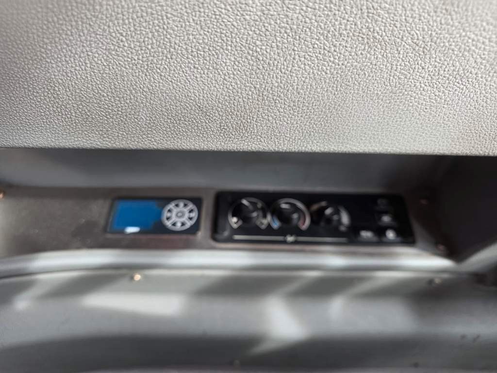 Fahrzeugabbildung Mercedes-Benz LE 530 40+56+1+1