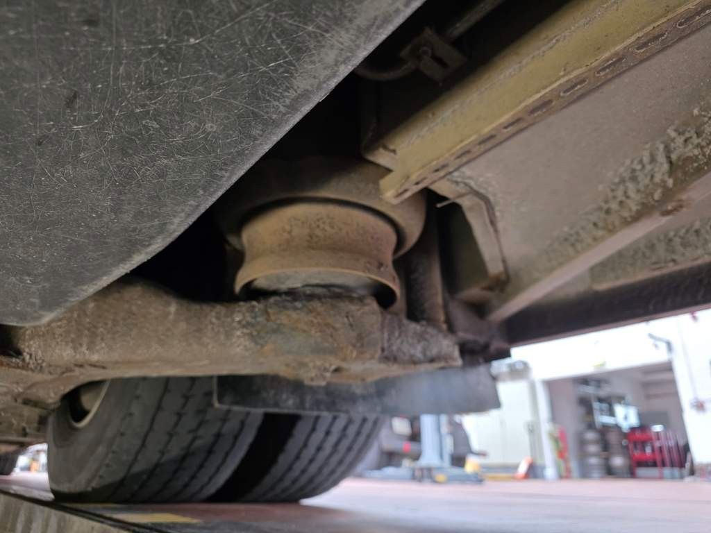 Fahrzeugabbildung Mercedes-Benz LE 530 40+56+1+1