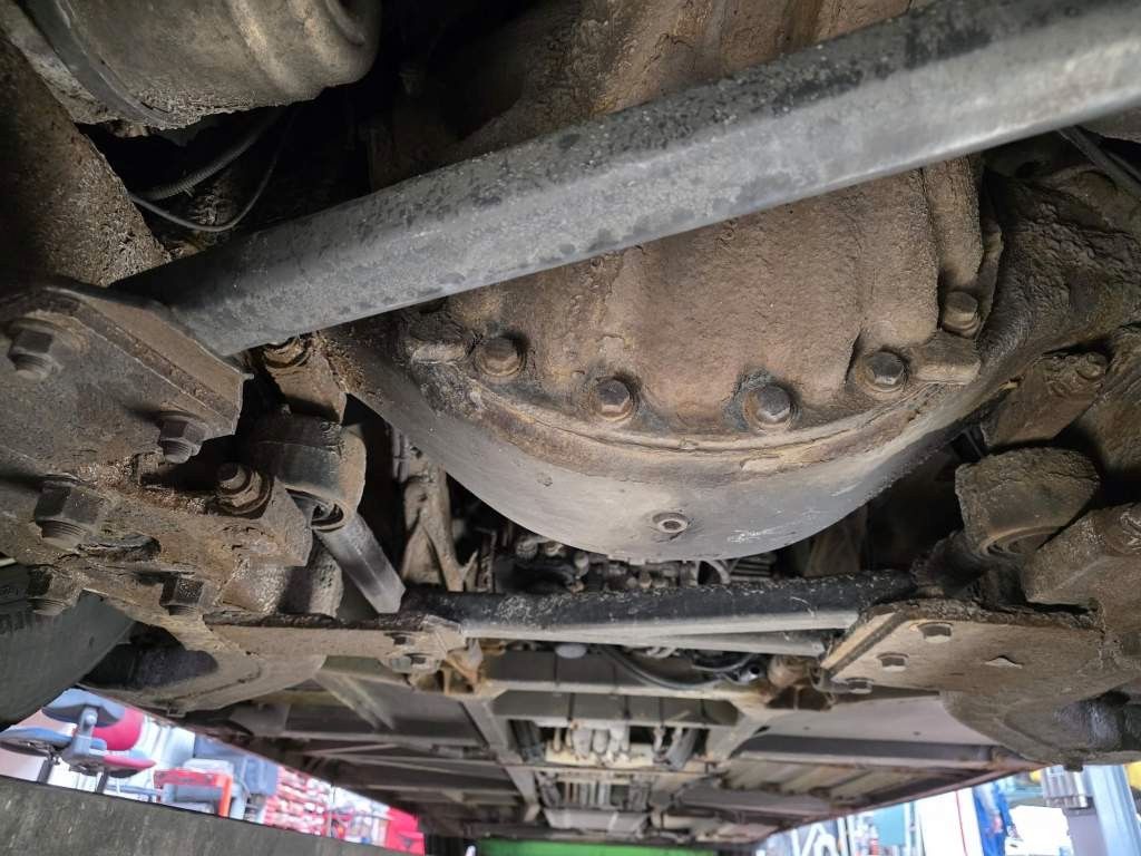 Fahrzeugabbildung Mercedes-Benz LE 530 40+56+1+1