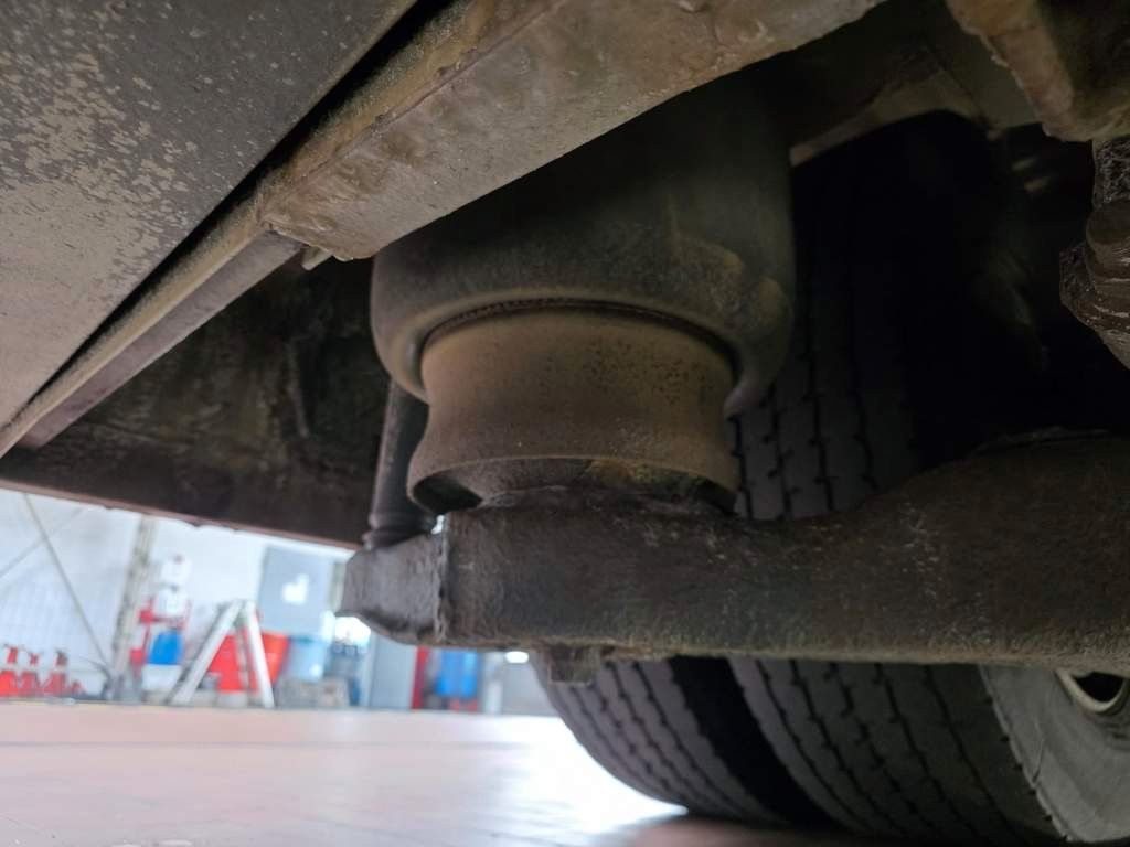 Fahrzeugabbildung Mercedes-Benz LE 530 40+56+1+1