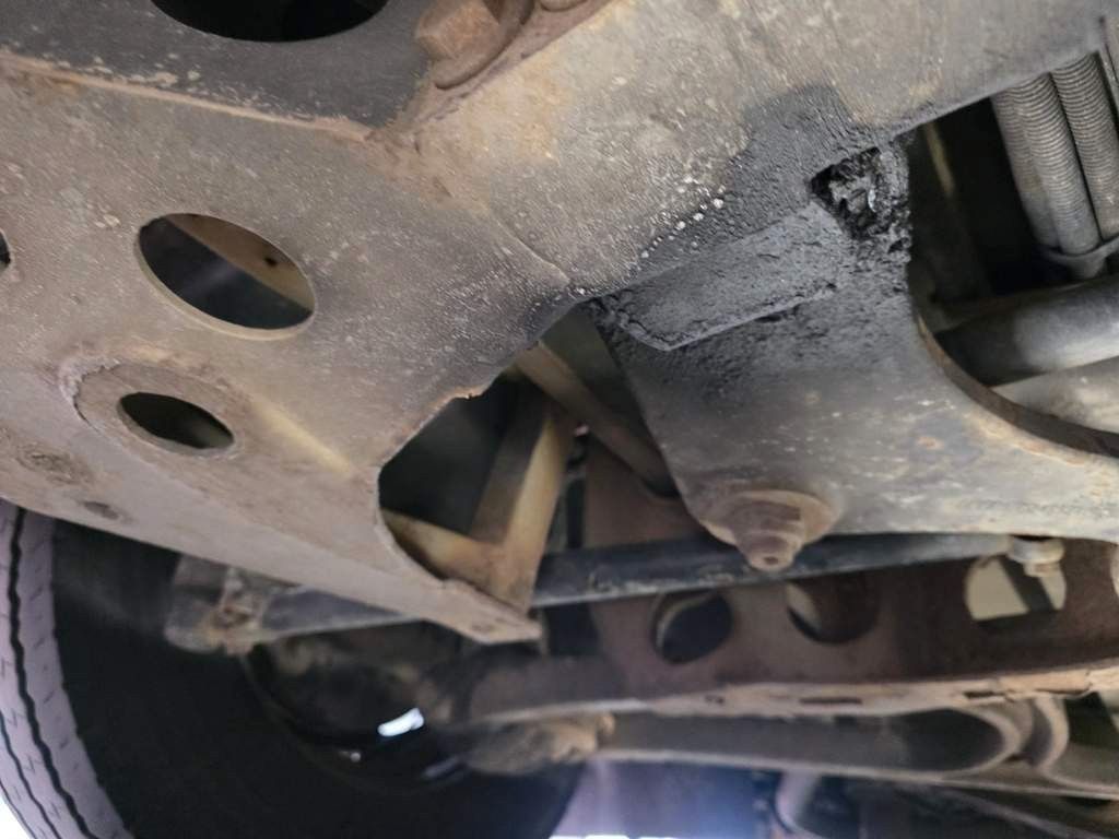 Fahrzeugabbildung Mercedes-Benz LE 530 40+56+1+1
