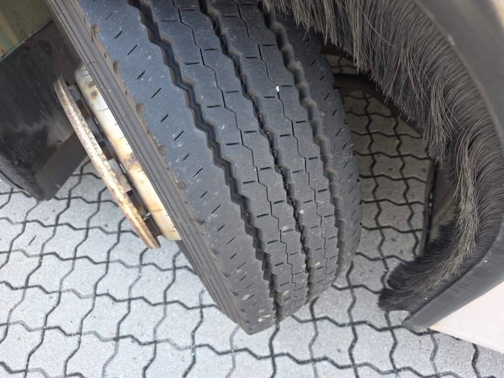 Fahrzeugabbildung Mercedes-Benz LE 530  n40+56+1+1
