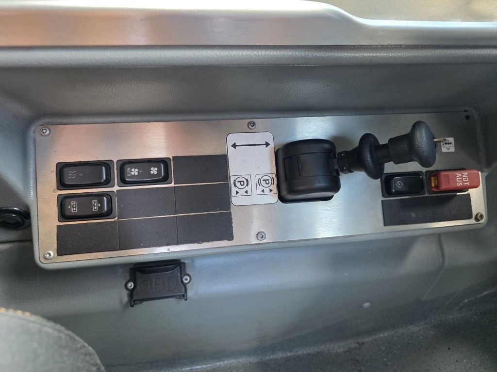 Fahrzeugabbildung Mercedes-Benz Citaro 530 LE, 50+15+1