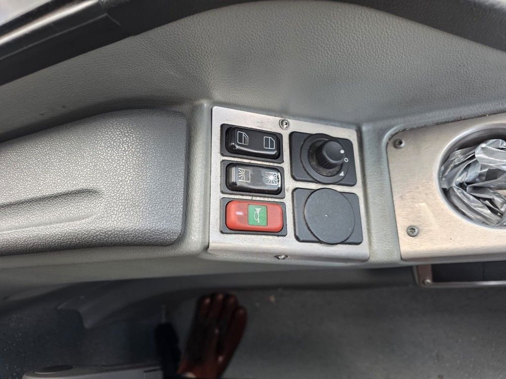 Fahrzeugabbildung Mercedes-Benz Citaro 530 LE, 50+15+1