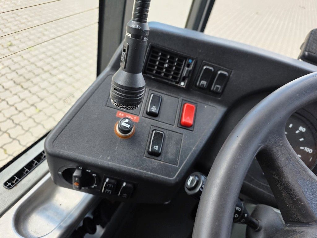 Fahrzeugabbildung Mercedes-Benz Citaro 530 LE, 50+15+1