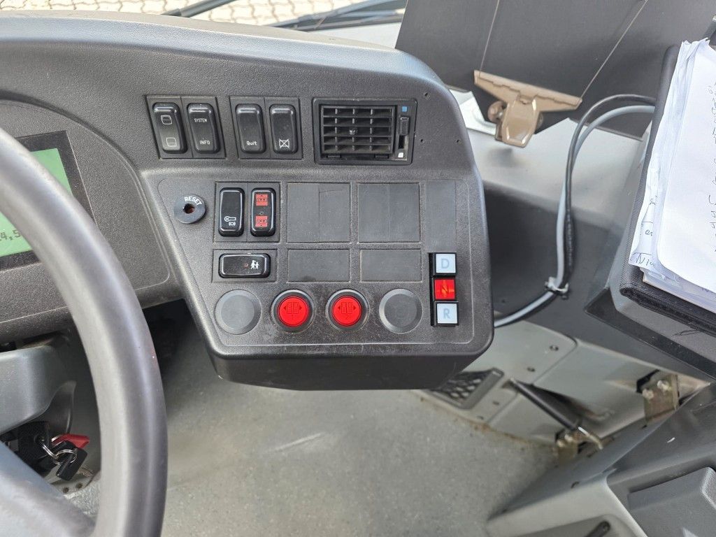 Fahrzeugabbildung Mercedes-Benz Citaro 530 LE, 50+15+1