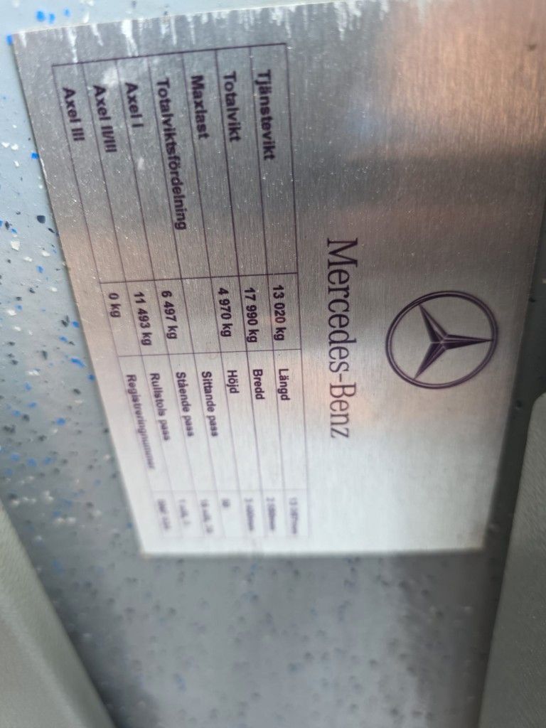 Fahrzeugabbildung Mercedes-Benz Citaro 530 LE, 50+15+1