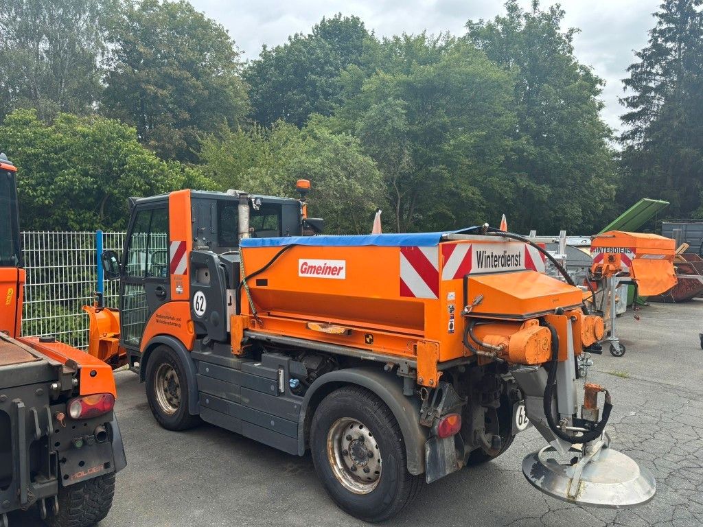 Fahrzeugabbildung Multicar M29 4x4 mit Schneeschiebeschild, 3-S-Kipper