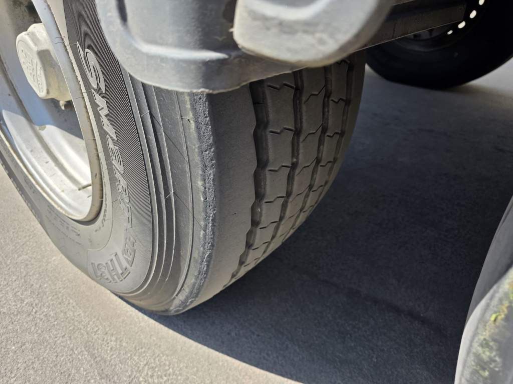 Fahrzeugabbildung Reisch Getreidekipper ca. 47 cbm, Kombi-Pendel-Klappe