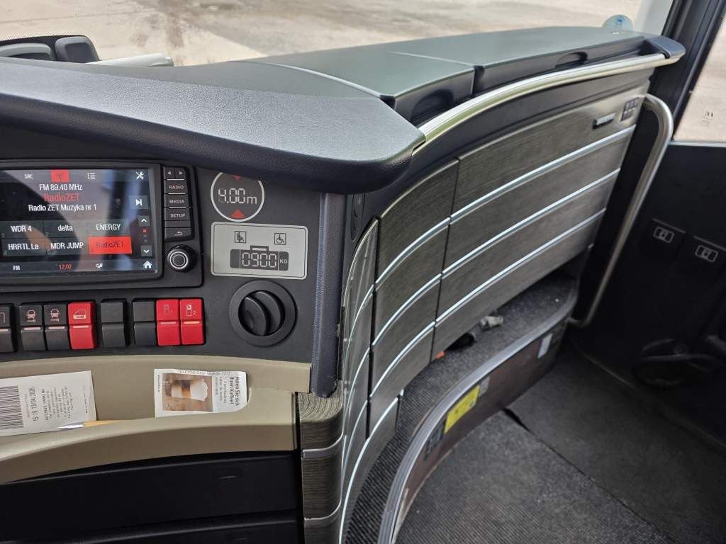 Fahrzeugabbildung Neoplan Skyliner,81+1+1,Hochdruckkühler neu ZF Intarder