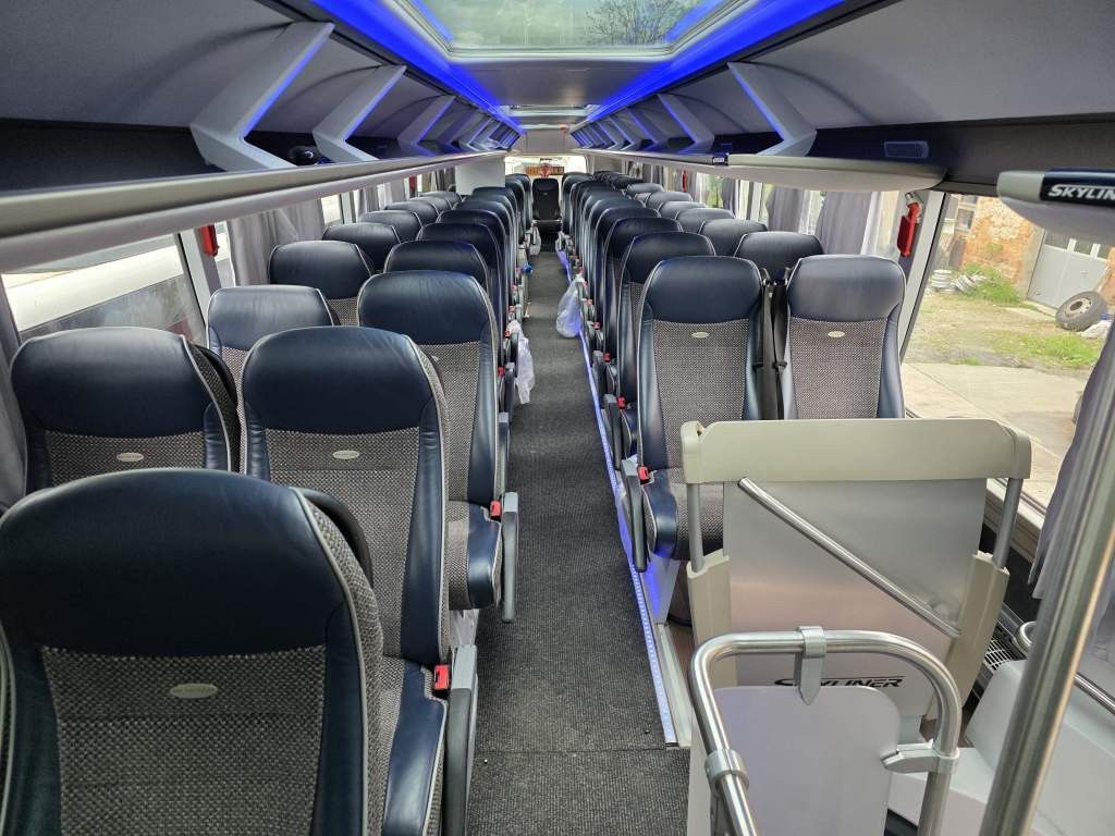 Fahrzeugabbildung Neoplan Skyliner,81+1+1,Hochdruckkühler neu ZF Intarder