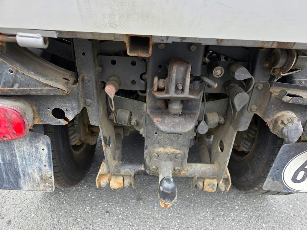 Fahrzeugabbildung Multicar M29C HK 4x4 mit Schneeschiebeschild, 3-S-Kipper