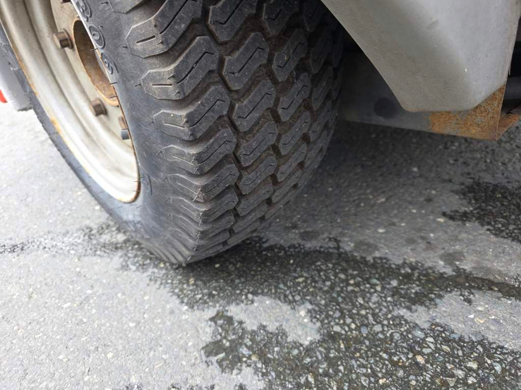 Fahrzeugabbildung Hako Citymaster 600 mit 2 Besen,Mähwerk,Winterdienst