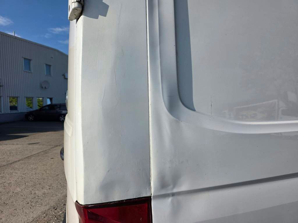 Fahrzeugabbildung Volkswagen Crafter Maxi lang & hoch,Unfallschaden Schweller