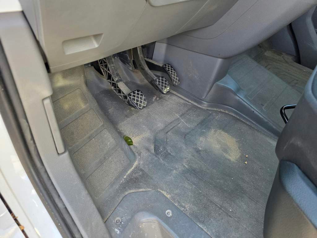 Fahrzeugabbildung Volkswagen Crafter Maxi lang & hoch,Unfallschaden Schweller