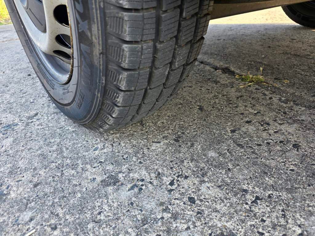 Fahrzeugabbildung Volkswagen Crafter Maxi lang & hoch,Unfallschaden Schweller