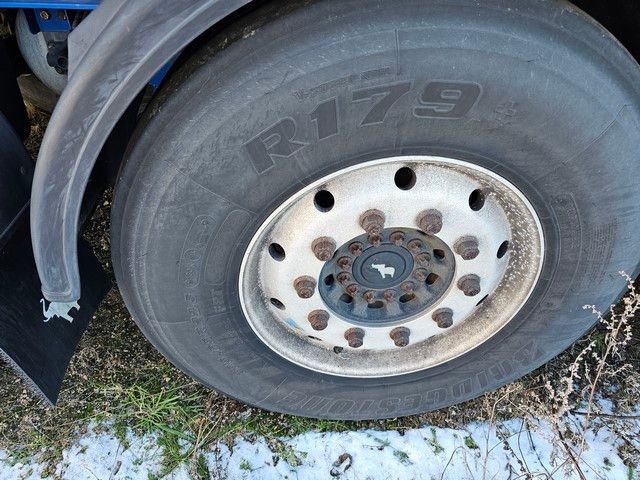 Fahrzeugabbildung Schmitz Cargobull 20" Tankconatinerchassis + Tankcontainer