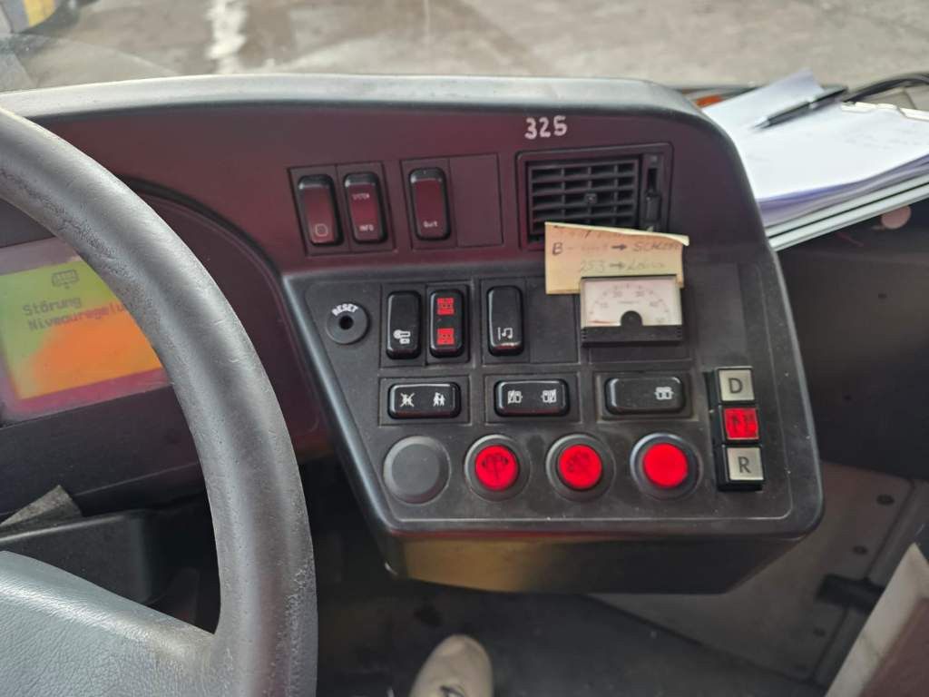 Fahrzeugabbildung Mercedes-Benz Citaro O530 Gelenkbus, 53+109+1, LAWO