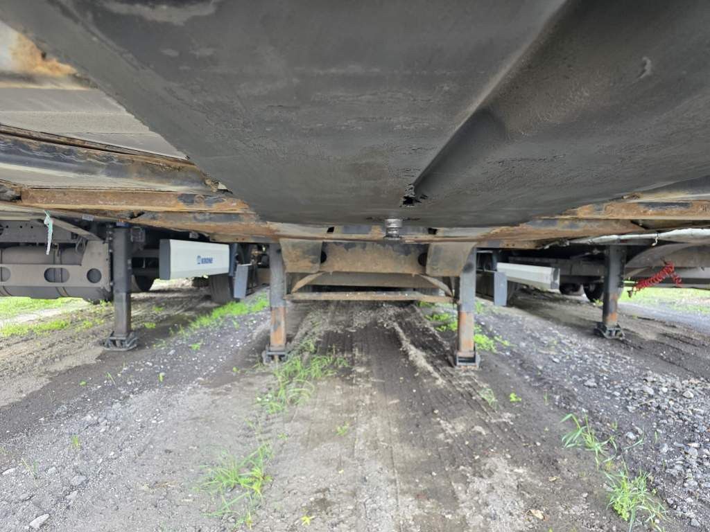 Fahrzeugabbildung Krone Gardine Lowliner, Joloda-Schienen, Hubdach